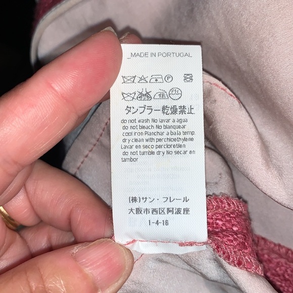 Beautiful Gently Loved Matching Jacket/Skirt Suit by Les Copains - Picture 10 of 16